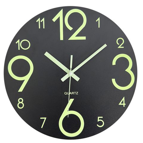 Retro Round Solid Color Glass Wall Clock