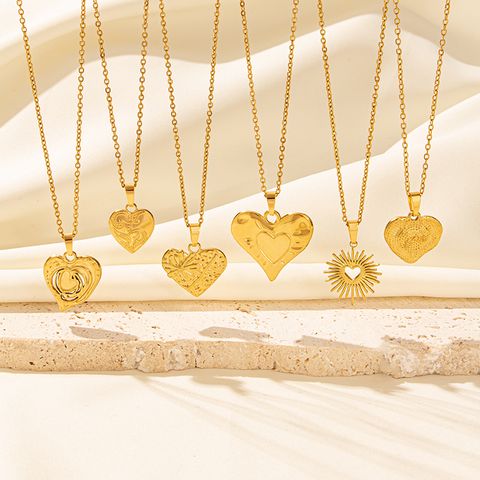 Elegant Simple Style Heart Shape Stainless Steel Plating Hollow Out 18k Gold Plated Pendant Necklace