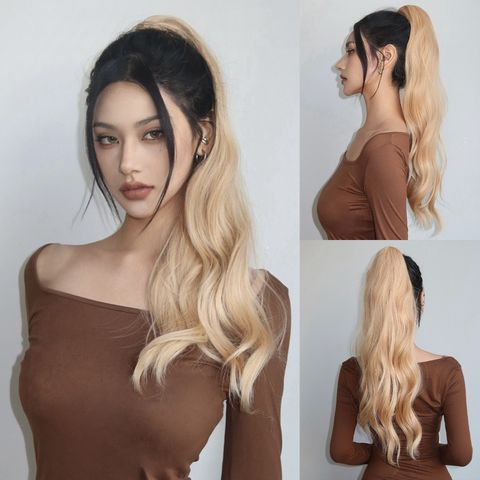 Women's Casual Simple Style Home Chemical Fiber Long Curly Hair Wigs