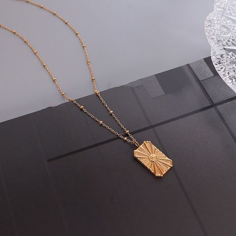 Elegant Queen Simple Style Rectangle Stainless Steel Plating 18k Gold Plated Pendant Necklace