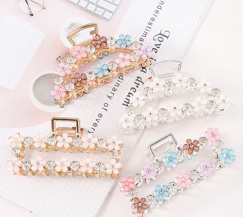 Women's Sweet Flower Alloy Plating Rhinestones Hair Claws