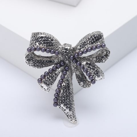 Sweet Bow Knot Alloy Women's Brooches