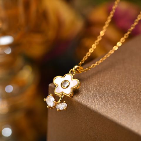 Sweet Flower Copper Alloy Plating Gold Plated Women's Pendant Necklace
