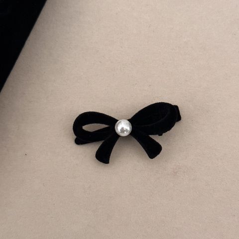 Women's Sweet Bow Knot Alloy Flocking Hair Clip