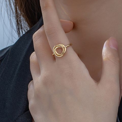 Vintage Style Circle Iron Hollow Out Women's Rings