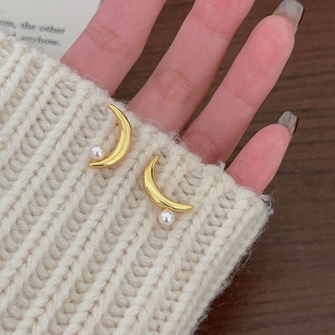 1 Pair Simple Style Moon Sterling Silver Ear Studs