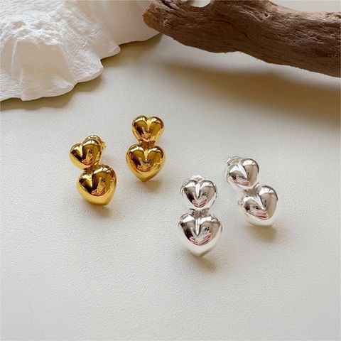 1 Pair Simple Style Heart Shape Plating Sterling Silver Ear Studs