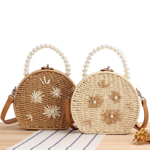 Femmes Petit Paille Couleur Unie Style Vintage Style Classique Demi-cercle Bloquer Sac De Paille