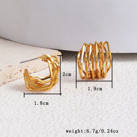 1 Pair Cute Lady Shiny Solid Color Plating Hollow Out Copper 18k Gold Plated Hoop Earrings Ear Studs