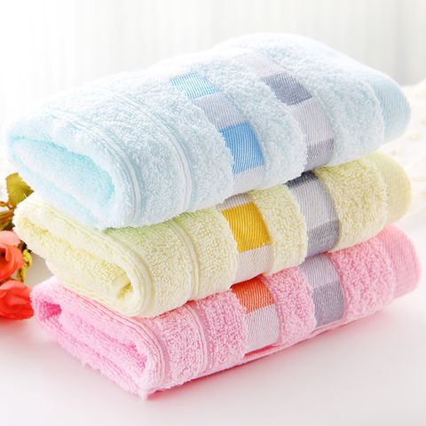 Elegant Formal Solid Color Blended Short Plush Towels Wall Art