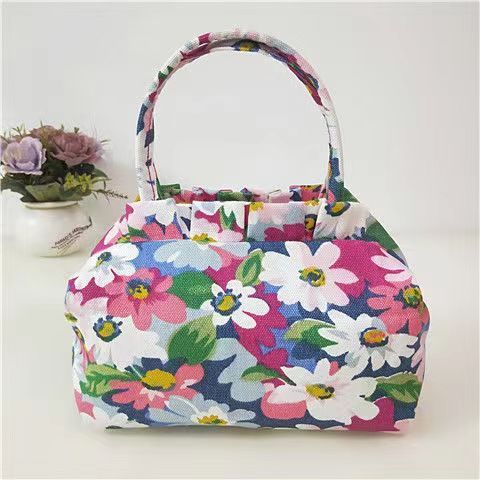 Women's Medium All Seasons Canvas Flower Fashion Square Zipper Handbag