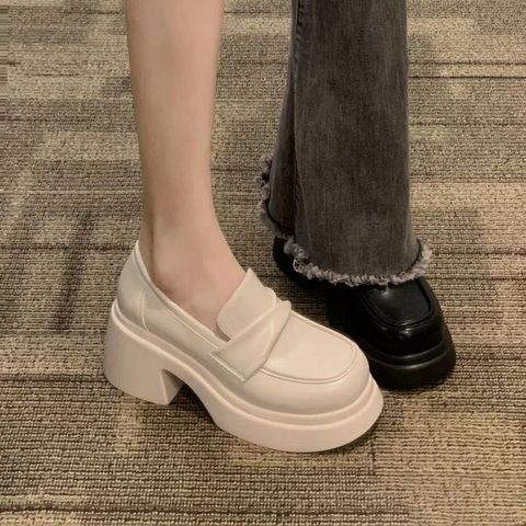 Women's Basic Solid Color Round Toe Loafers
