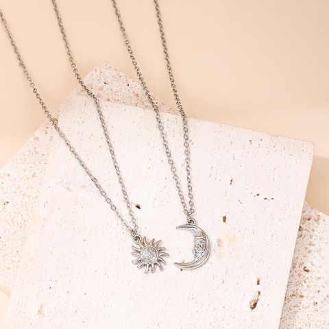 Simple Style Sun Moon Zinc Alloy Unisex Pendant Necklace