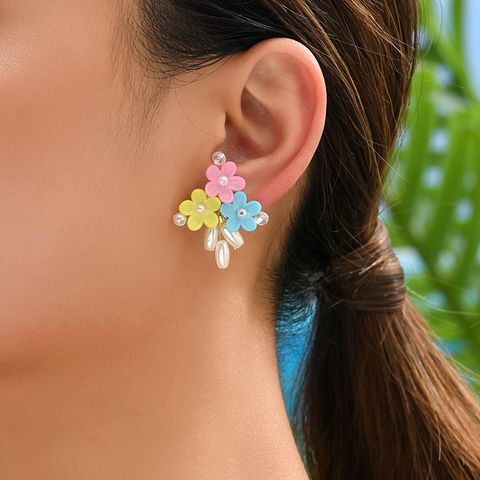 1 Pair Sweet Flower Crystal Pearl Plating Alloy Ear Studs