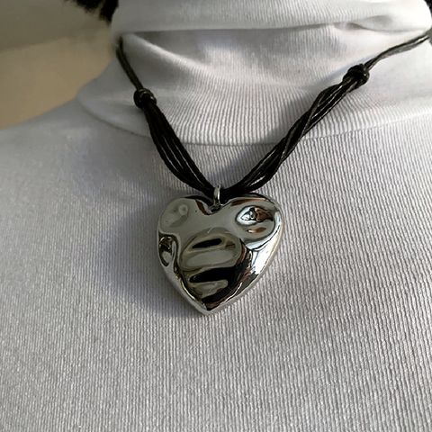 Sweet Cool Style Heart Shape Alloy Leather Rope Plating Women's Necklace