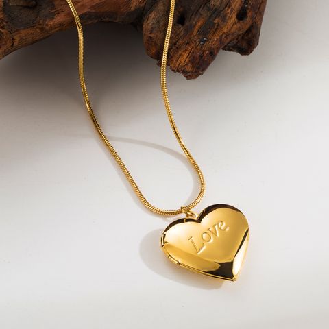Stainless Steel 18K Gold Plated Handmade Modern Style Simple Style Heart Shape Pendant Necklace Locket Necklace