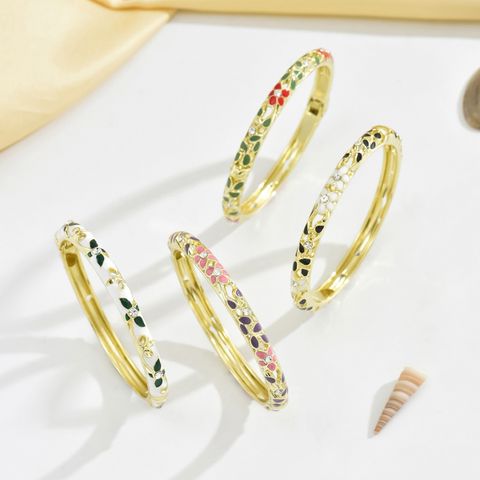 Sweet Simple Style Floral Zinc Alloy Plating 18K Gold Plated Women's Bangle
