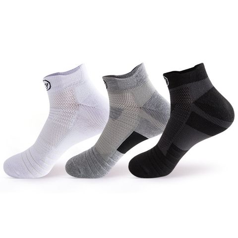 Men's Simple Style Solid Color Polyester Cotton Polyester Ankle Socks A Pair