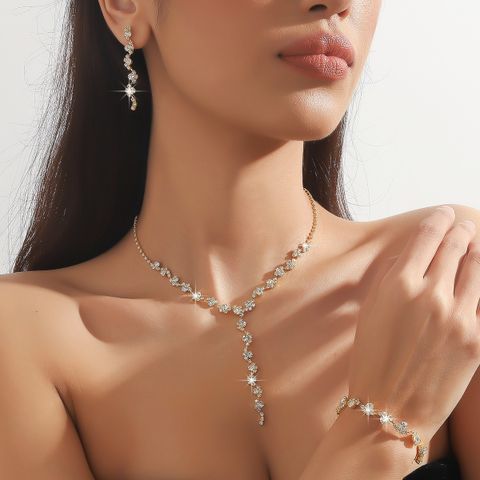 Cobre Chapado En Oro Plateado Elegante Lujoso Geométrico Embutido Diamantes De Imitación Pulsera Aretes Collar