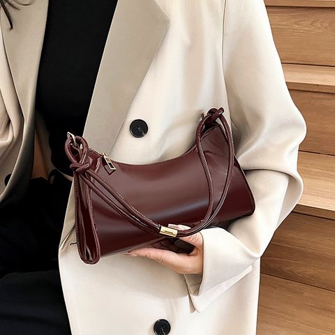 Women's Small Pu Leather Solid Color Elegant Zipper Baguette Bag