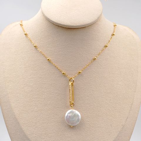 Freshwater Pearl Titanium Steel Gold Plated Vintage Style Baroque Style Chain Round Pendant Necklace
