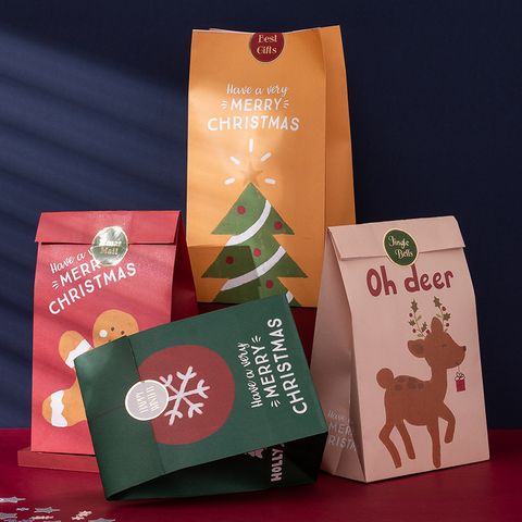 Christmas Paper Gift Bag  6 Pieces Set With Paste Sealing