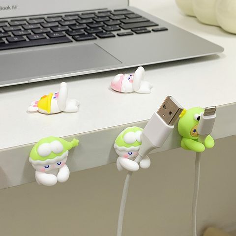 Simple And Cute Cartoon Data Desktop Cable Manager