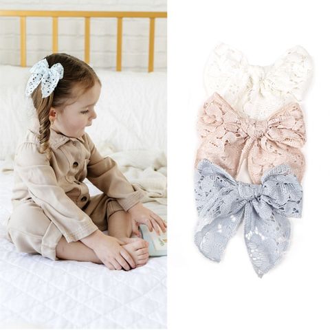 Girl'S Simple Style Bow Knot Polyester Embroidery Hollow Out Hair Clip