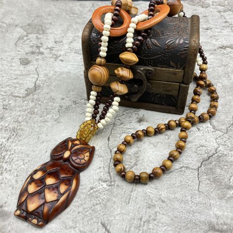 Casual Retro Owl Wood Resin Women's Long Necklace