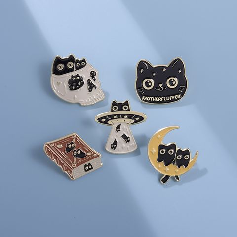 Cartoon Style Cute Book Moon Cat Alloy Plating Unisex Brooches