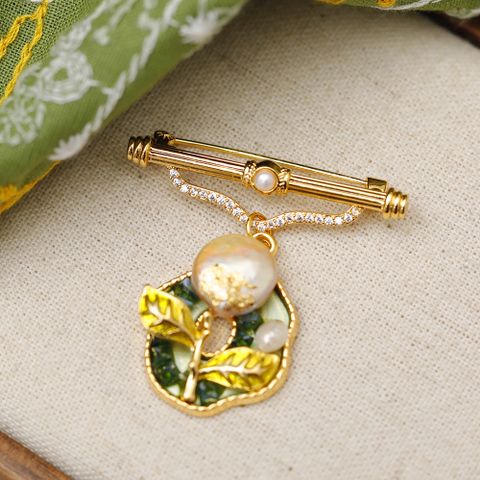 Luxurious Preppy Style British Style Flower Copper Plating Inlay Pearl Zircon Women's Brooches 1 Piece
