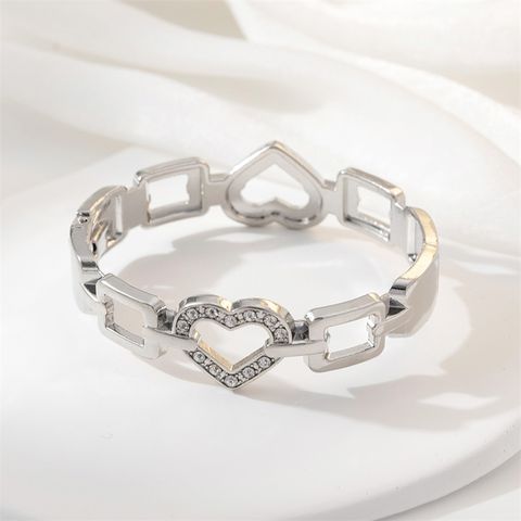 Casual Simple Style Heart Shape Alloy Women's Rings Bracelets