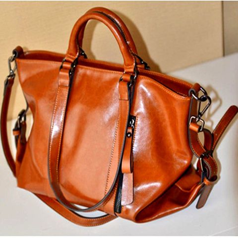 Women's Large Pu Leather Solid Color Classic Style Zipper Handbag