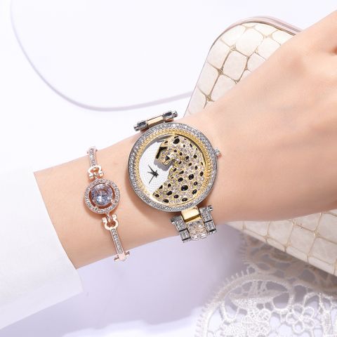 Simple Style Animal Double Side Snaps Quartz Women's Watches