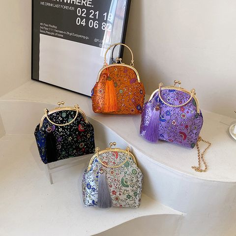 Women's Satin Flower Classic Style Ornament Sewing Thread Clipped Button Evening Bag