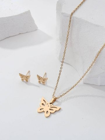 Acero Inoxidable Chapados en oro de 18k Estilo Simple Letra Forma De Corazón Mariposa Aretes Collar