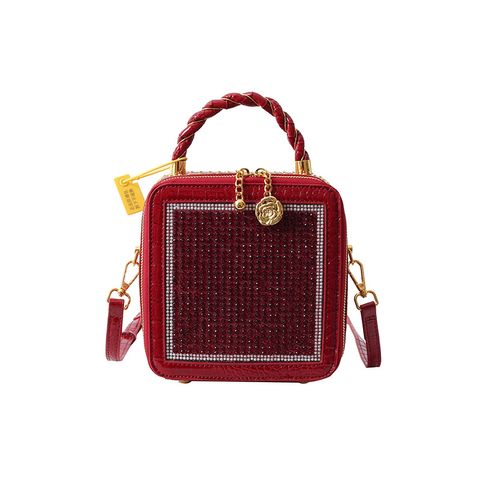 Women's Medium Pu Leather Geometric Solid Color Streetwear Zipper Handbag