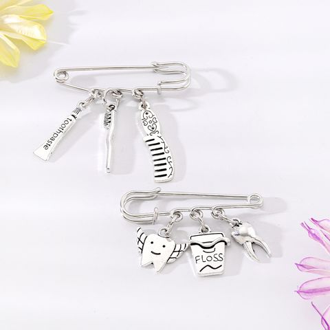 Simple Style COMD Toothbrush Toothpaste Alloy Enamel Unisex Brooches
