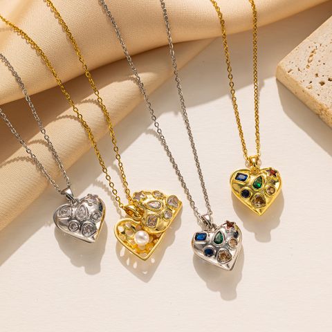 Acero Titanio Cobre Chapados en oro de 18k Estilo Simple Brillante Embutido Forma De Corazón Circón Collar Colgante Collar De Medallón