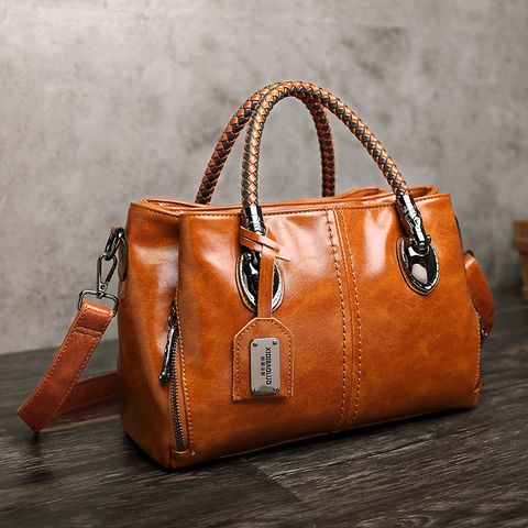 Women's Medium Pu Leather Solid Color Vintage Style Zipper Handbag