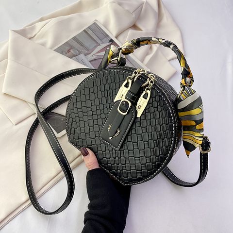 Women's Small Pu Leather Geometric Vintage Style Round Zipper Messenger Bag