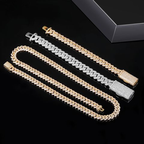 Casual Elegant Solid Color Copper Brass Plating Inlay Zircon 18K Gold Plated Women's Long Necklace