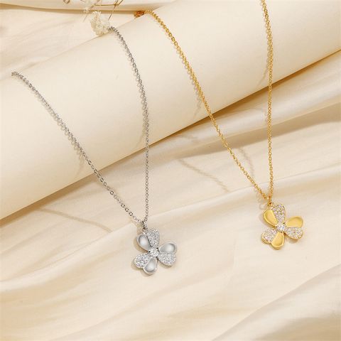 Wholesale Modern Style Classic Style Shamrock Copper Patchwork Inlay 18K Gold Plated Zircon Pendant Necklace