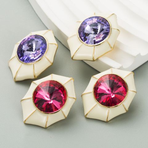 1 Pair Casual Modern Style Classic Style Geometric Inlay Alloy Glass Ear Studs