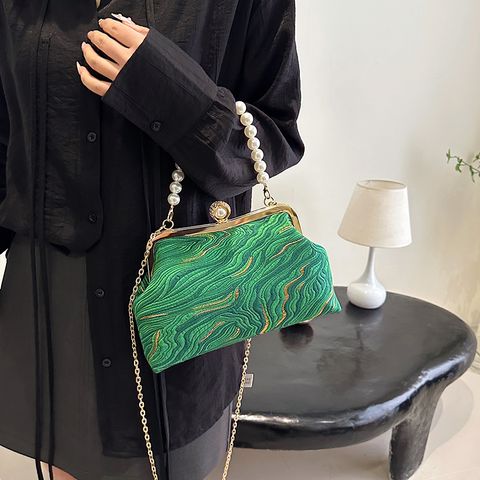 Women's Medium Cloth Solid Color Elegant Beading Shell Buckle Crossbody Bag Evening Bag