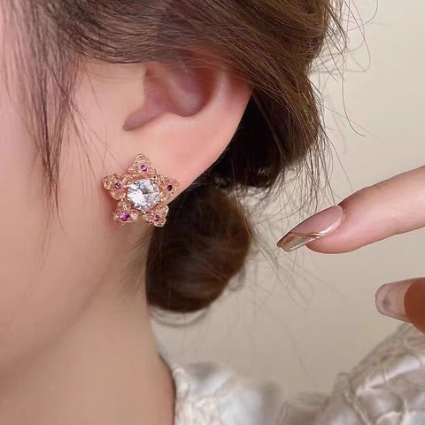 1 Pair Elegant Cute Simple Style Pentagram Star Flower Inlay Alloy Crystal Ear Studs