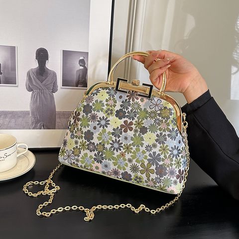 Women's Medium Nylon Ditsy Floral Vintage Style Classic Style Clasp Frame Handbag