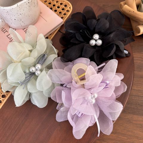 Women's Cute Lady Modern Style Flower Arylic Artificial Pearl Gauze Flowers Hair Claws