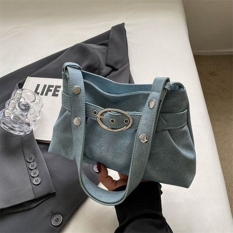 Women's Medium Pu Leather Solid Color Streetwear Square Zipper Underarm Bag