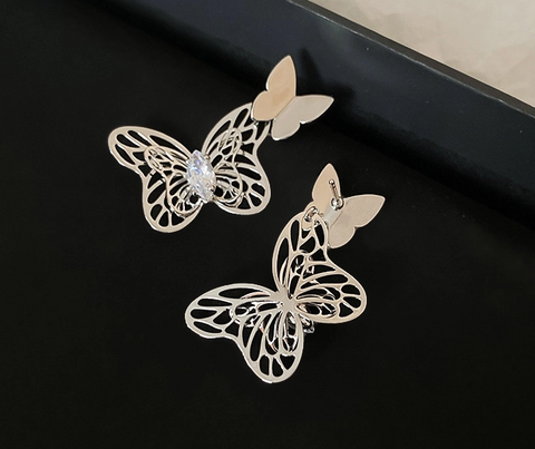 1 Pair Elegant Lady Modern Style Butterfly Inlay Copper Zircon Drop Earrings